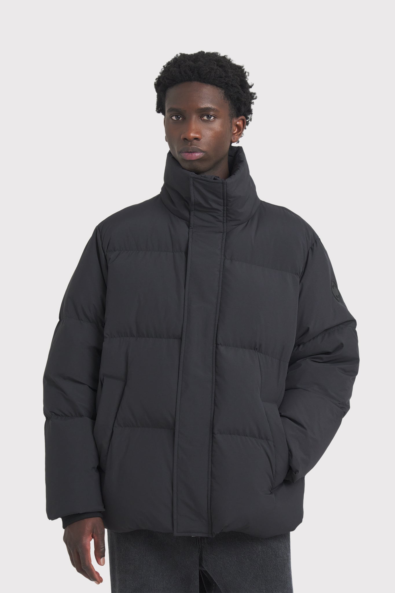 Etudes - POLARIS NYLON BLACK PUFFER JACKET | ÉTUDES - Official Website